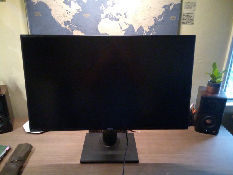 Asus Pro Art Monitor 32in.