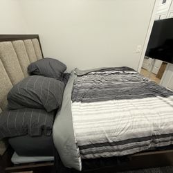 Like New Raymour Flannigan Queen Bed frame With Storage