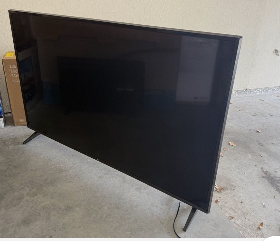 LG Smart Tv.