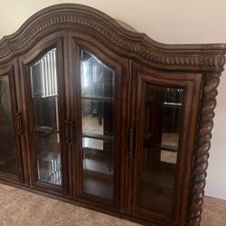 CHINA CABINET WITH HUTCH