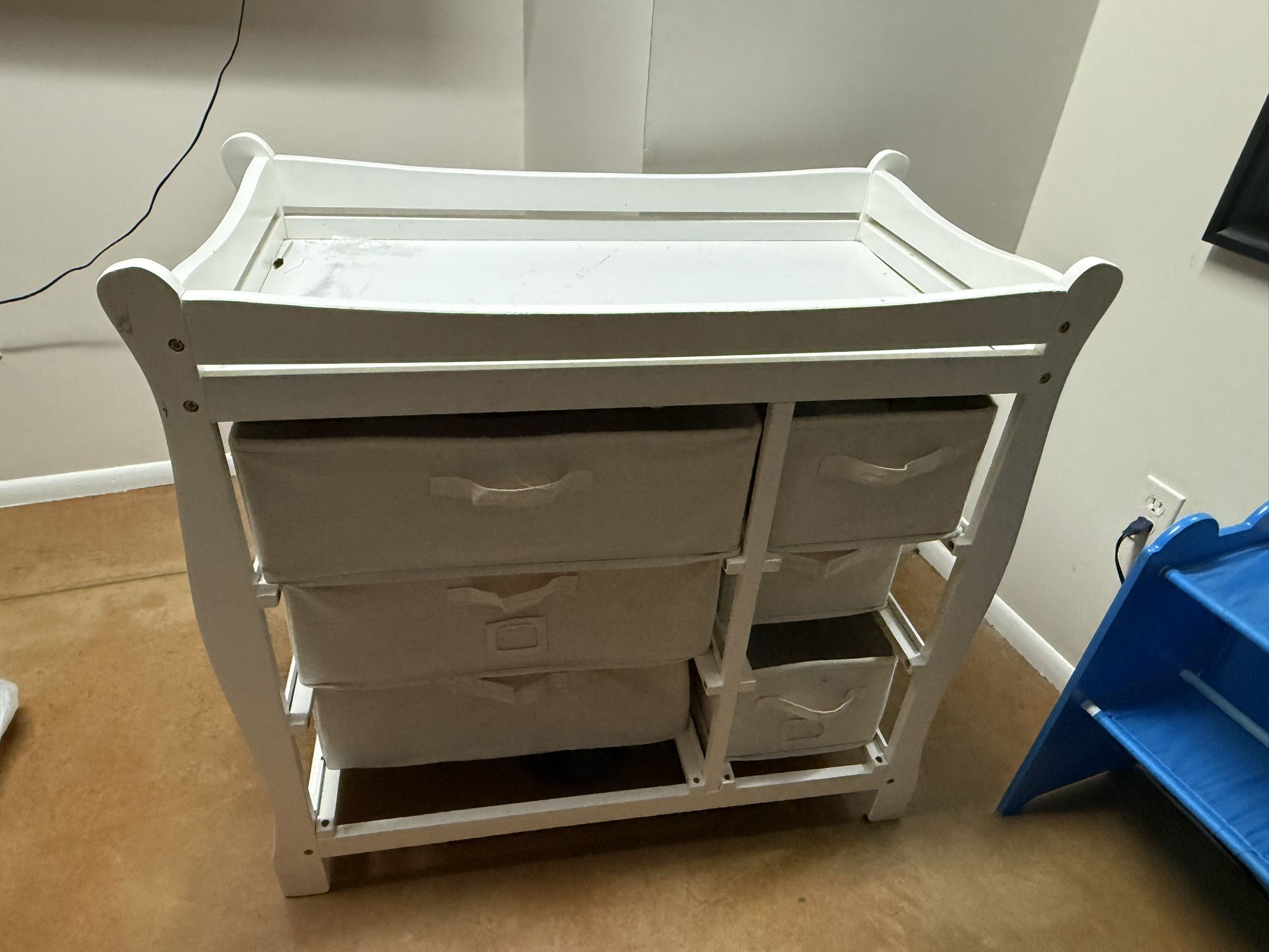 baby changing table