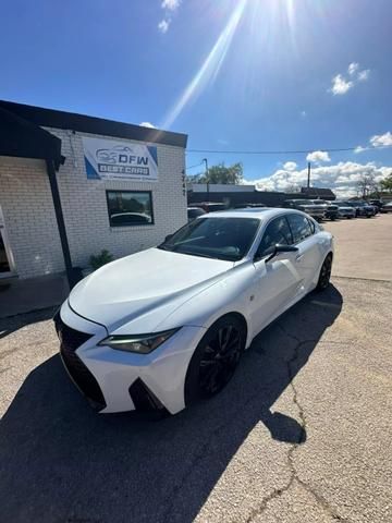 2021 Lexus IS