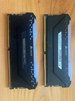 Corsair Vengeance Pro RGB DDR4  2x8GB