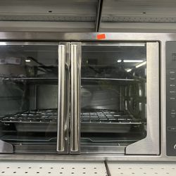 Oster Microwave Oven