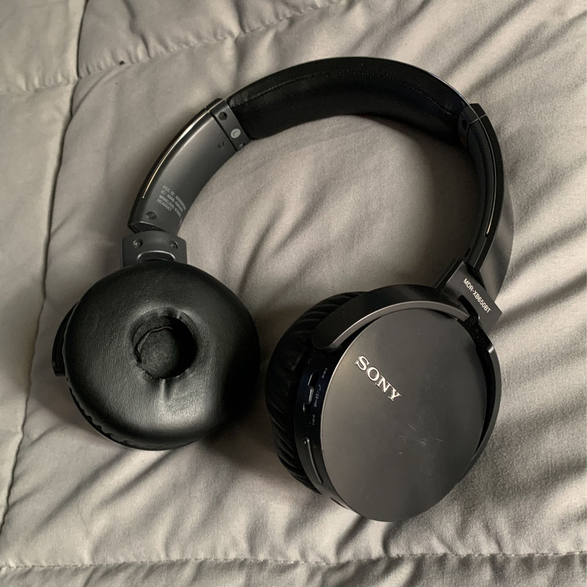 Sony Mdr- X Bluetooth Headphones 