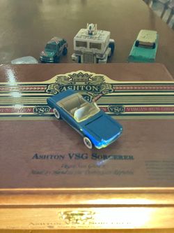 83’ Vintage Hot Wheels Diecast Mustang 
