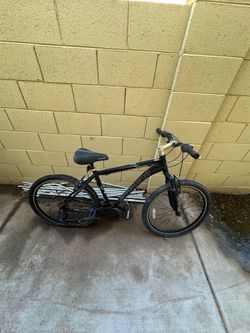 Schwinn Black Mountain Bike