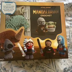 Mandalorian Crochet Set