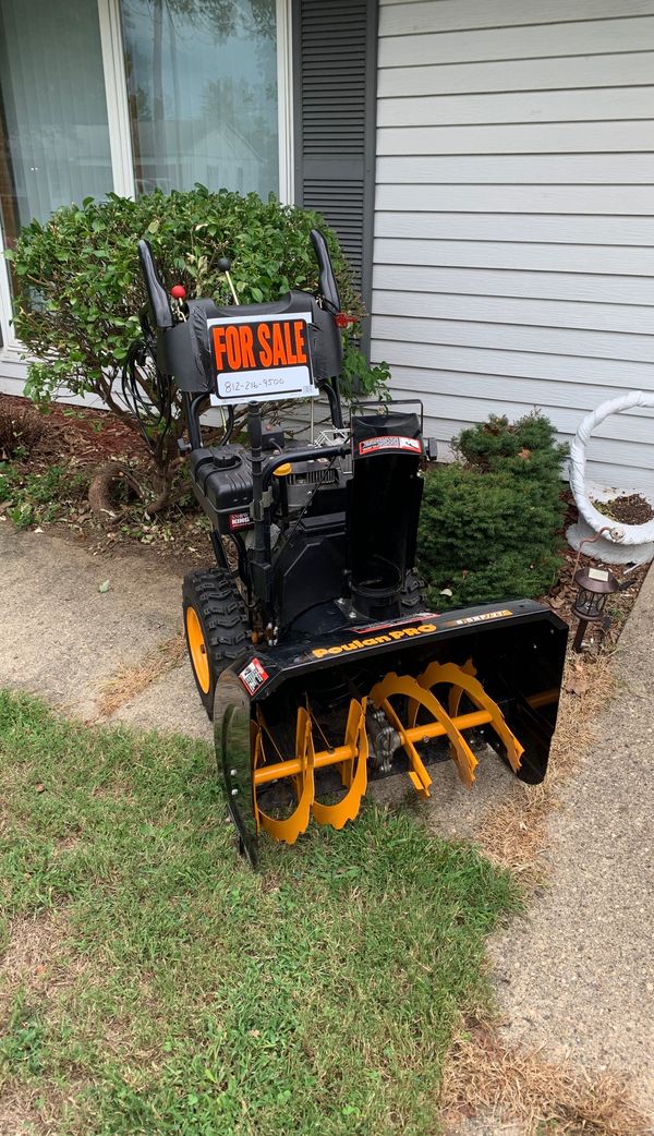 Poulan Pro 8.5 horse 27 inch wide snow blower for Sale in Columbus, IN