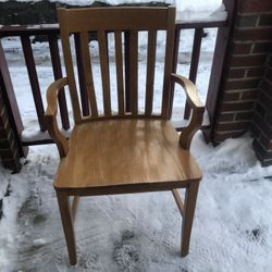 Very Good Condition Hardwood Chair
