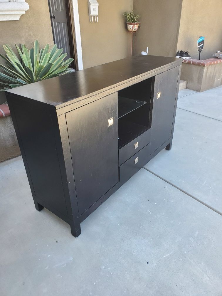 Kitchen cabinet buffet 58×18 37h $50 montclair