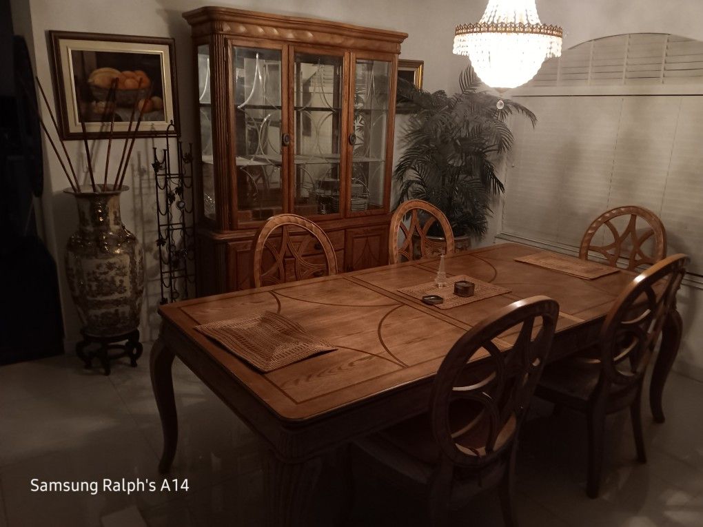 Dining Room Table And China Cabinet