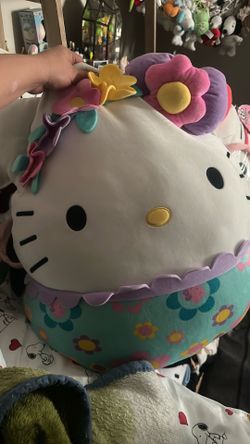 Hello Kitty Squishmallows