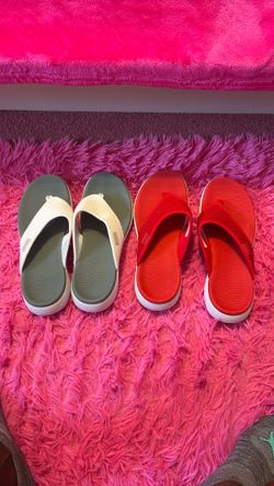 Slides New Size 8 $30