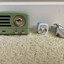 Muzen MW-2AI OTR Metal Portable FM Radio & Bluetooth Speaker Green