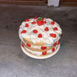 Decorative Cake Holder 