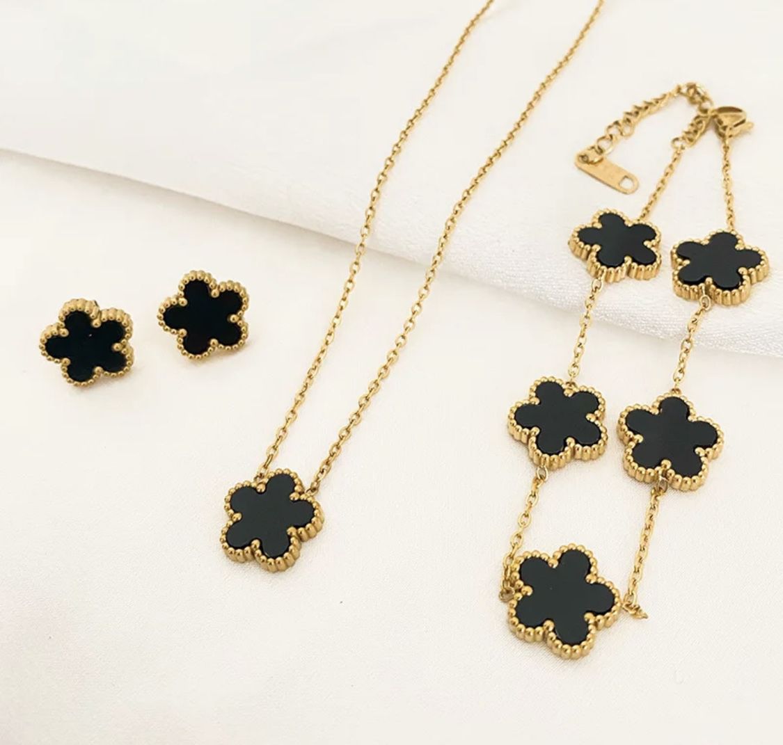 Brand New Beautiful Flower Stainless Steel Necklace Jewelry Gift Set 