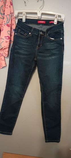 Girls/Ladies Guess Jeans Size 27 Good Condition $6