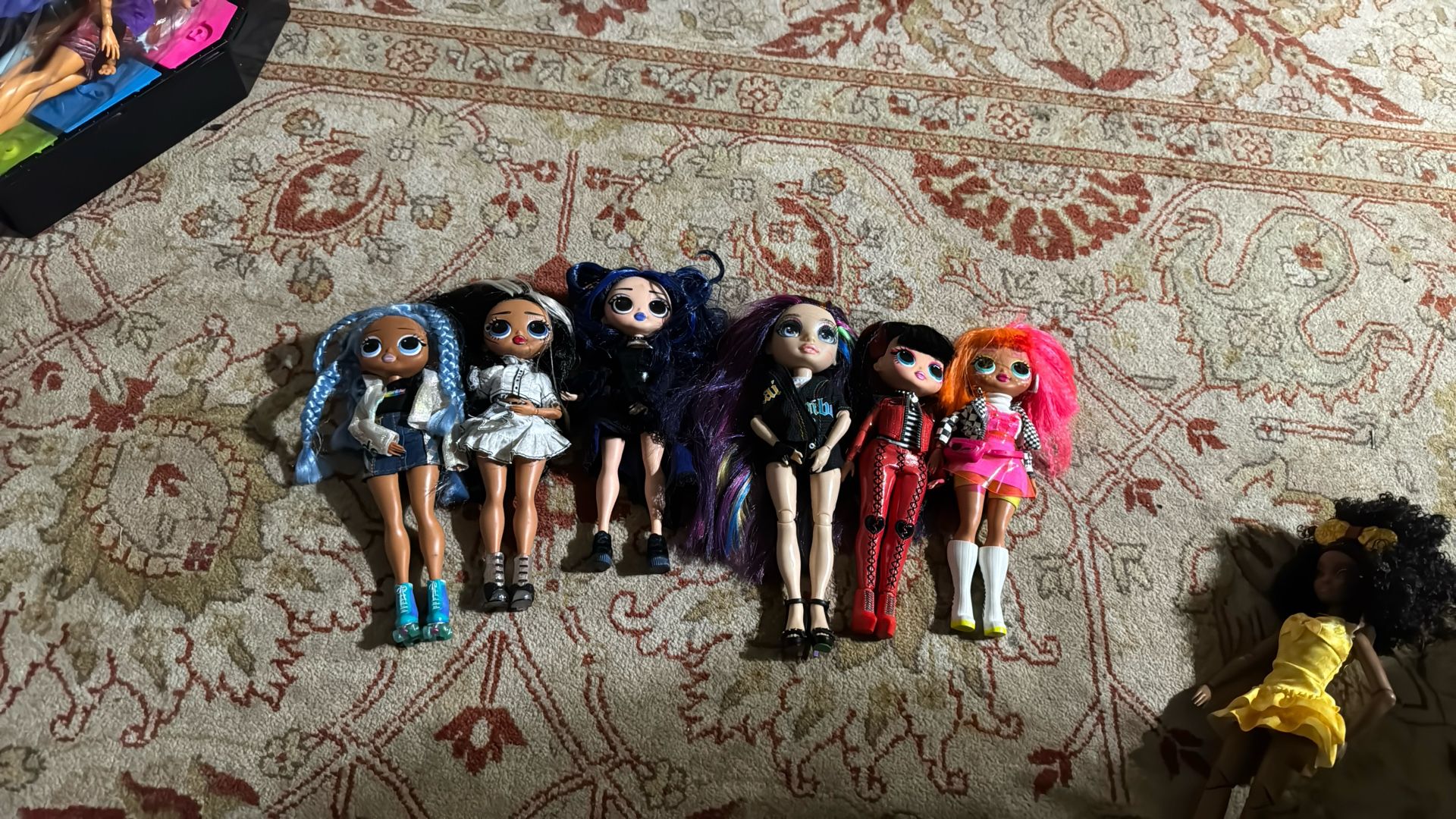 LOL Surprise OMG doll