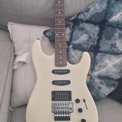 Squier Stratocaster Electric Guitar 