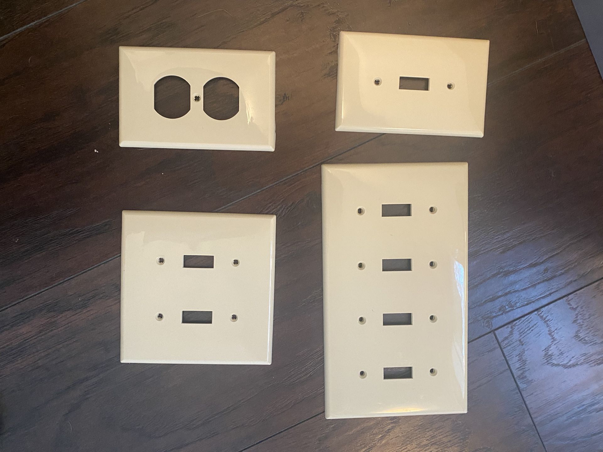 Switch Plate Covers (40 Pc) For Full House - Almond/Cream