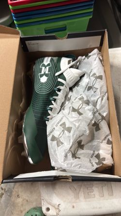 Brand New Under Armour Spotlight MC Football Cleats – Size 11