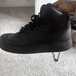 Nike Air Force 1 High Triple Black 