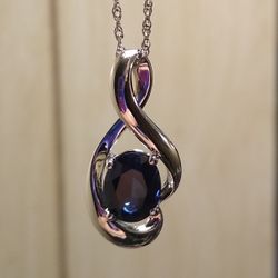 New Beautiful Blue Sapphire Sterling Silver Necklace For Christmas 🎄!