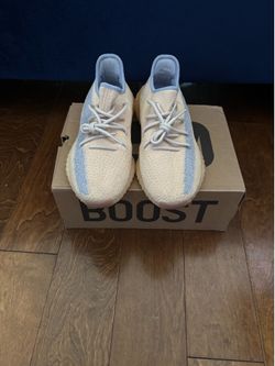 Yeezy size 10