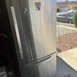 LG refrigerator 