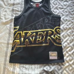 Black and gold Lakers Mitchell & Ness Basketball Jersey Size M