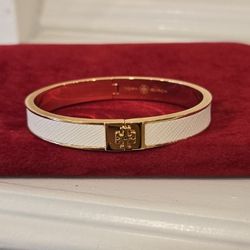 Brand New White Tory Burch Kira Enamel Hinged Bangle Bracelet with logo 18K-Gold-Plated