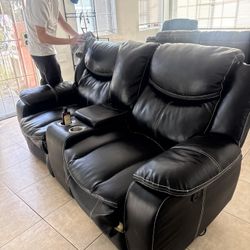 Recliner Couches 