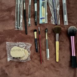 Makeup Brush’s New
