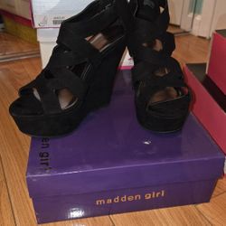 Madden Girl Black Suede Wedges