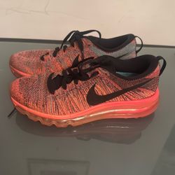 Women’s 8  Nike Shoes 