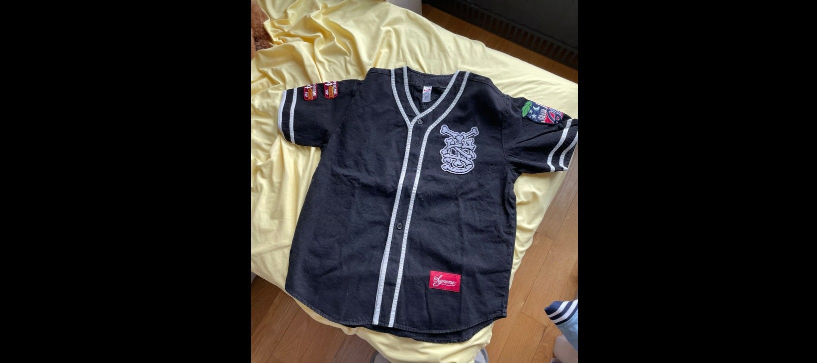 Supreme T-Shirt