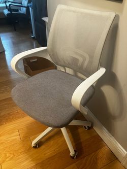 White Mesh Office Chair with Armrests