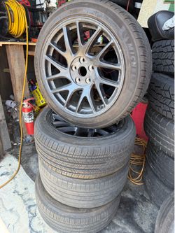 Tesla model 3 wheels with tires