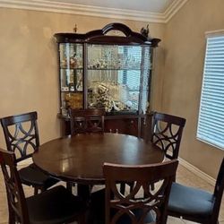 China Cabinet 
