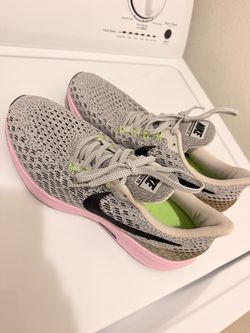 NIKE Zoom size 10.5 men’s brand new