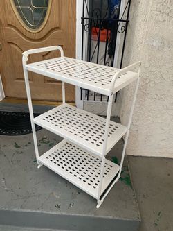 Mueble de metal