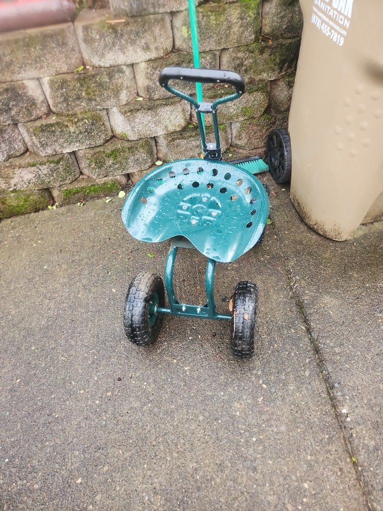 Rolling Riding Garden Cart