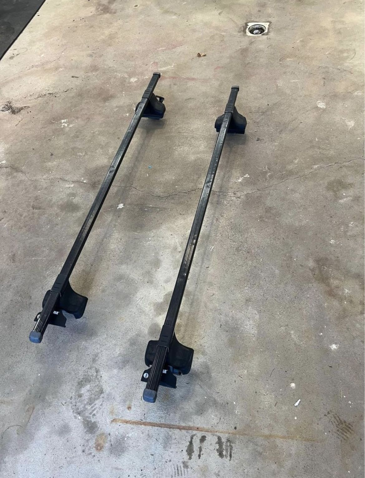 Thule Roof Racks 