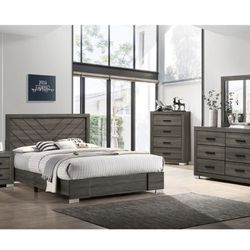 Brand New King Bedroom Set (dresser Mirror, Chest, Bed And Nightstand) 