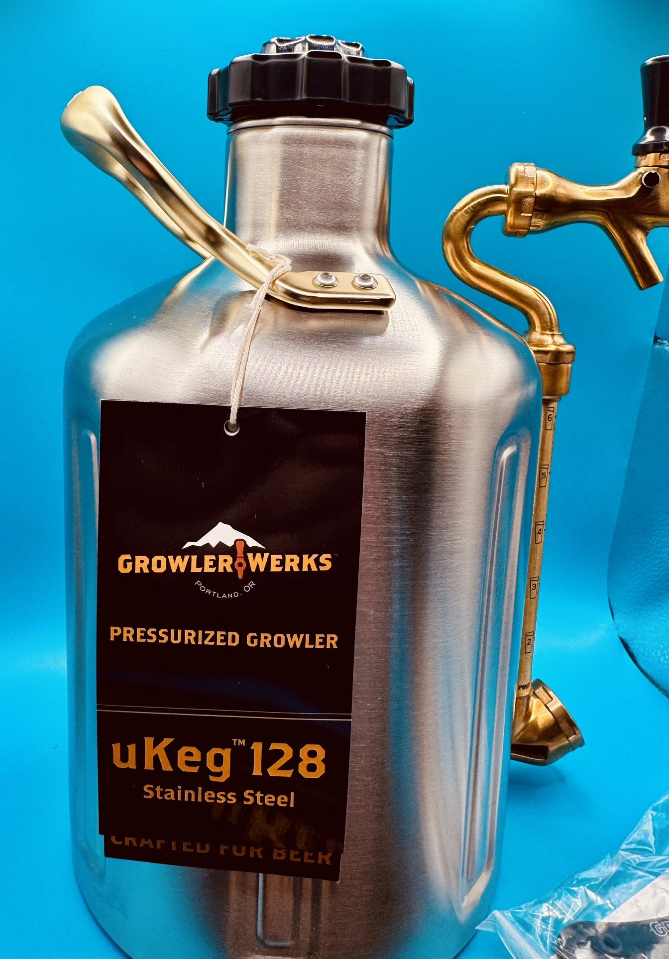 Growlerwerks 128 Oz growler NEW