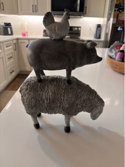 Homestead Decor