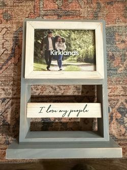Frame w/ Sentiment Roll