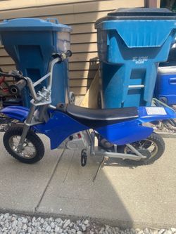 Razor Dirt Rocket MX350 Electric Bike.                     Cash only!!