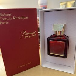 Cologne Baccarat Fragrance For Men And Women 